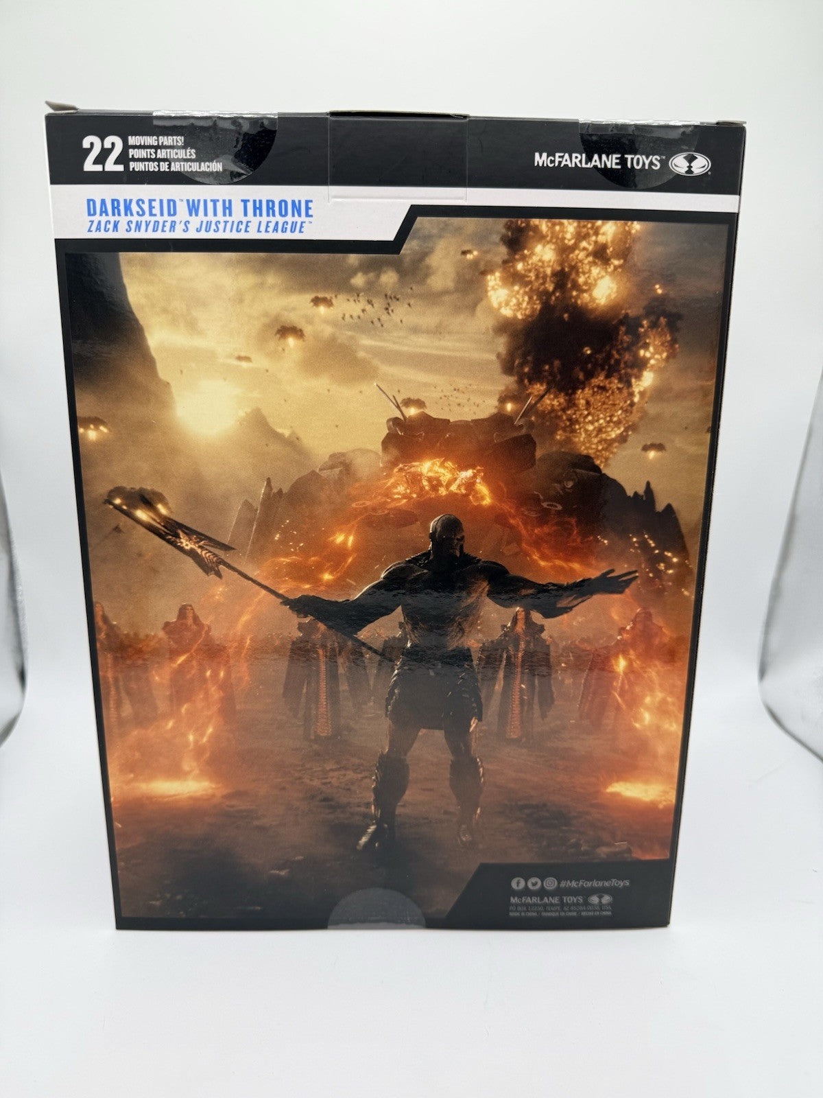 Darkseid with Throne Mega Figure box angle 3