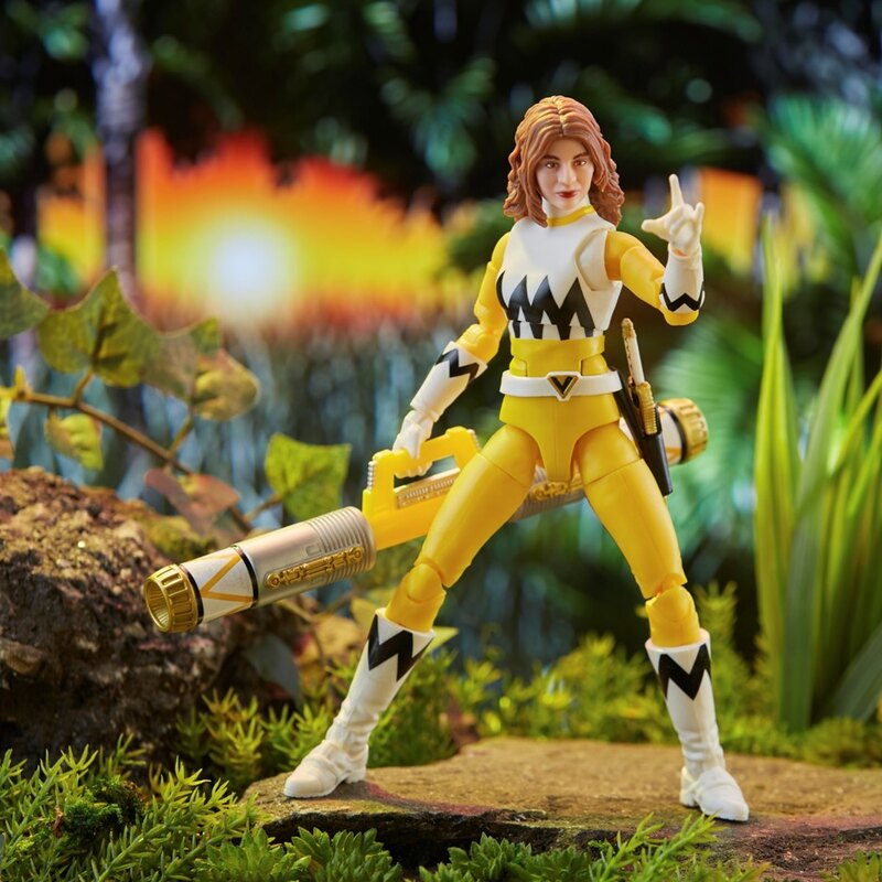 Power Rangers Lightning Collection Lost Galaxy Yellow Ranger - loose figure detail