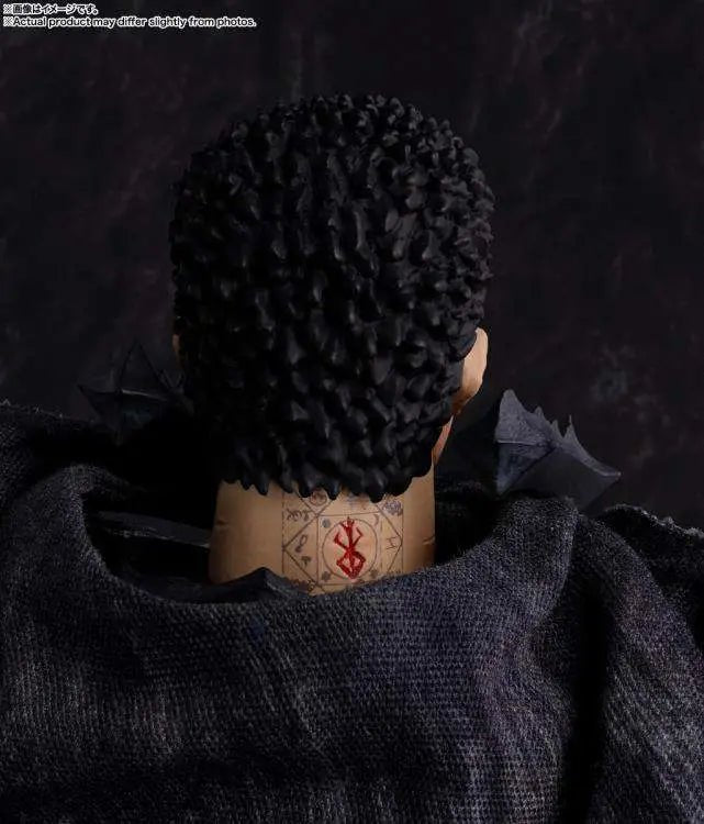 Bandai Berserk S.H.Figuarts Action Figure Guts (Berserker Armor) 16 cm by Bandai | Sensales