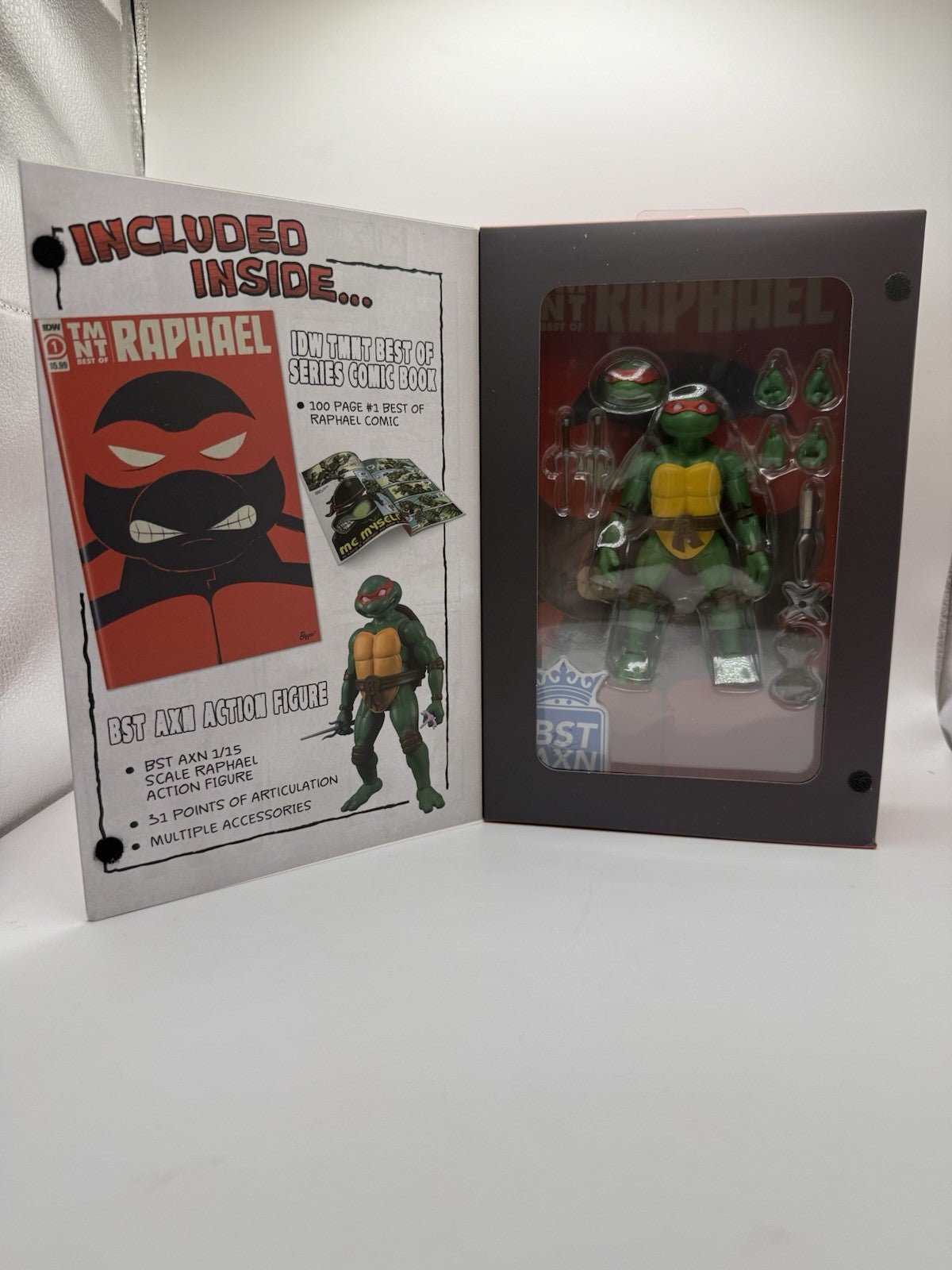 BST AXN Teenage Mutant Ninja Turtles - Raphael Exclusive Figure & Comic Book by BST AXN | Sensales
