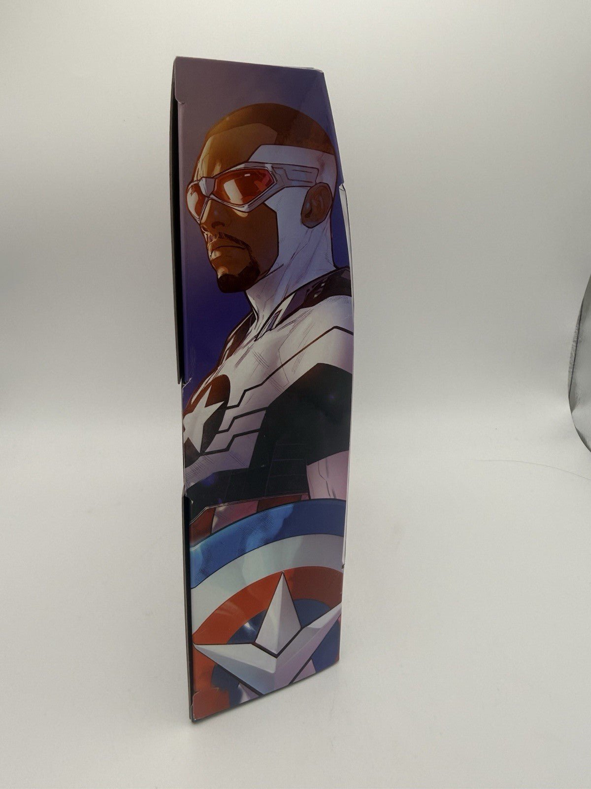 Captain America Marvel Legends Series ( Sam Wilson ) - Hasbro by Marvel Legends | Sensales