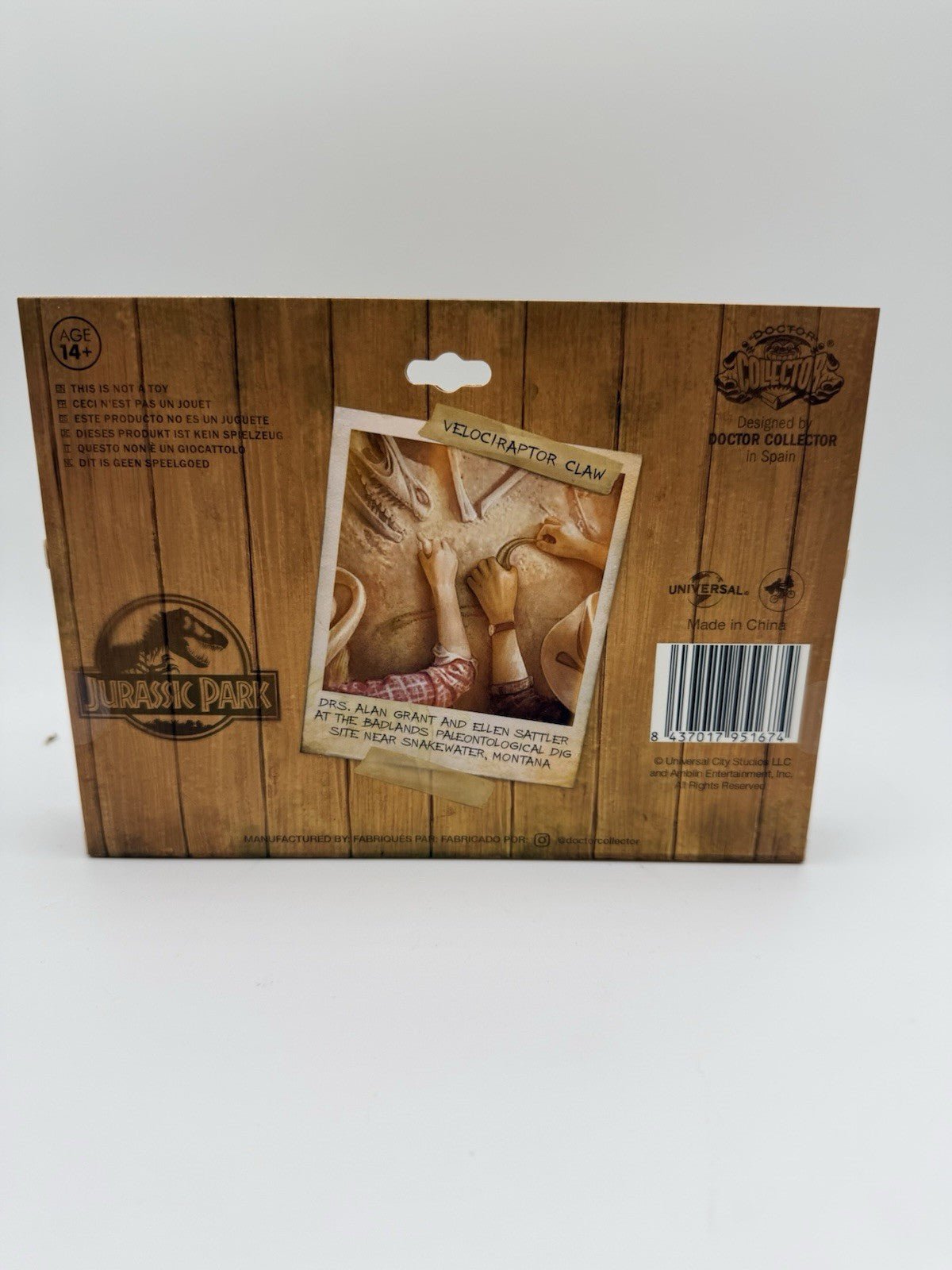 Doctor Collector Jurassic Park Replica 1/1 Raptor Claw by Doctor Collector | Sensales