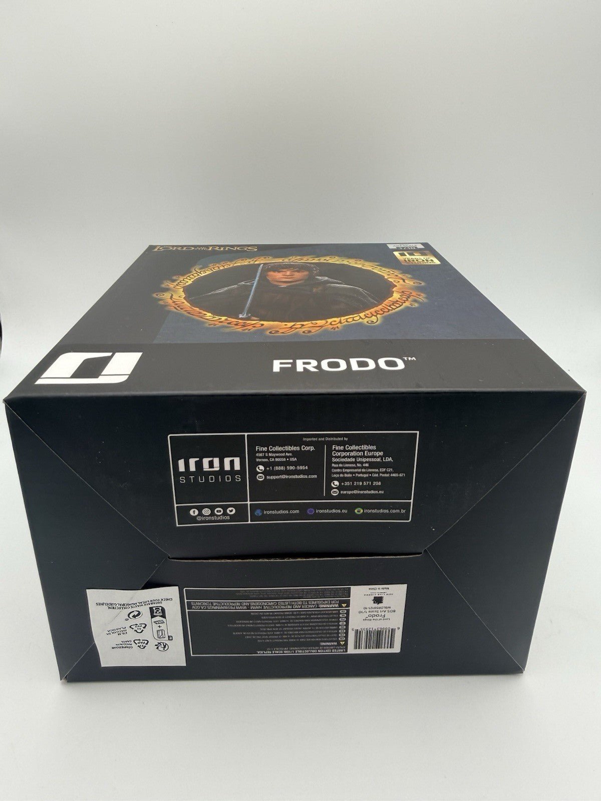 Frodo - The Lord of the Rings - Iron Studios 1:10 Collectible Figure by Sensales | Sensales