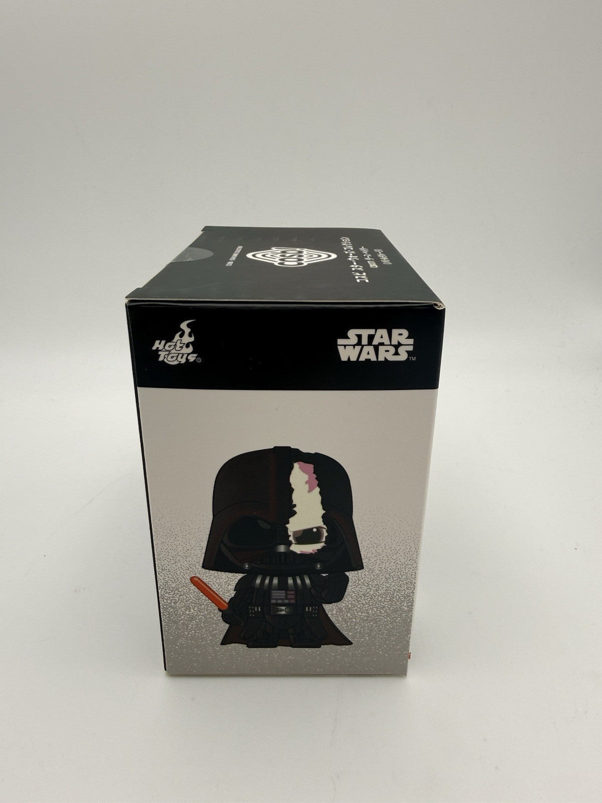 Hot Toys Cosbi Star Wars Darth Vader (Battle Damaged) 024 by Cosbi | Sensales