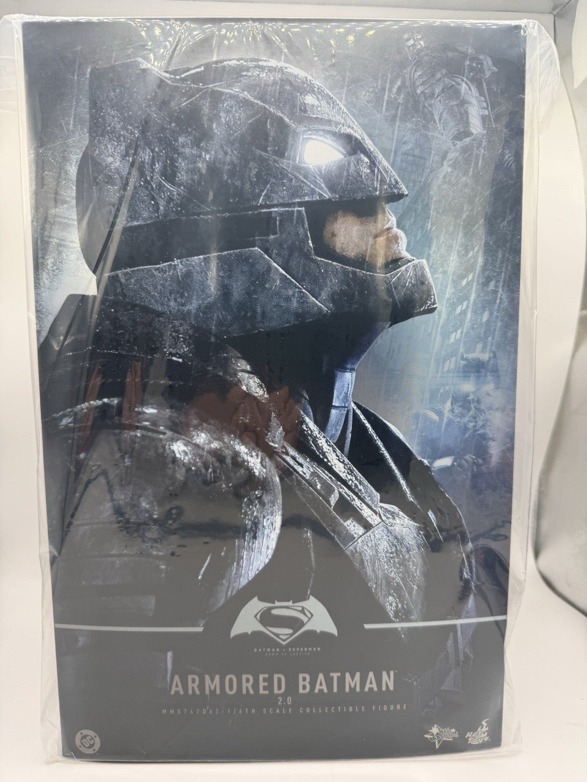 Hot Toys MMS742D62 BVS Dawn of Justice Armored Batman 2.0 New And Sealed by Hot Toys | Sensales