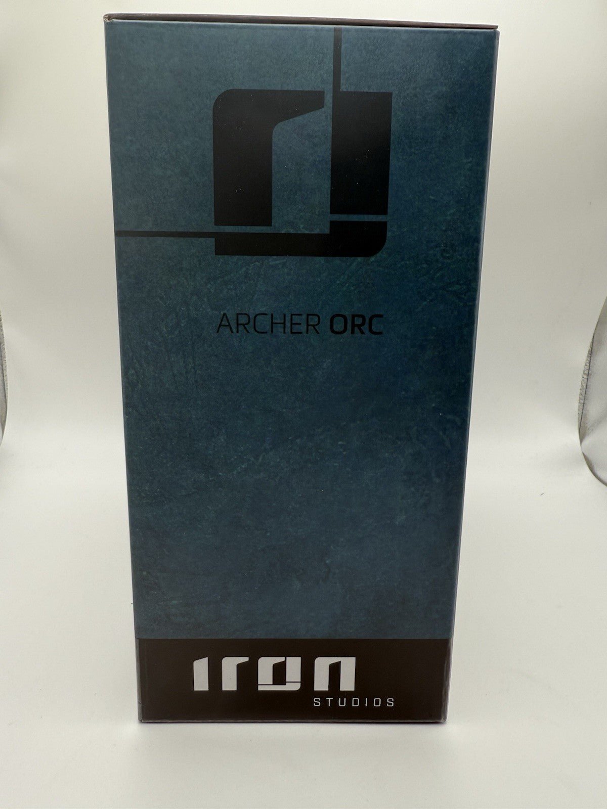 Iron Studios - 1:10 Archer Orc BDS Art Scale - Lord of the Rings by Iron Studios | Sensales