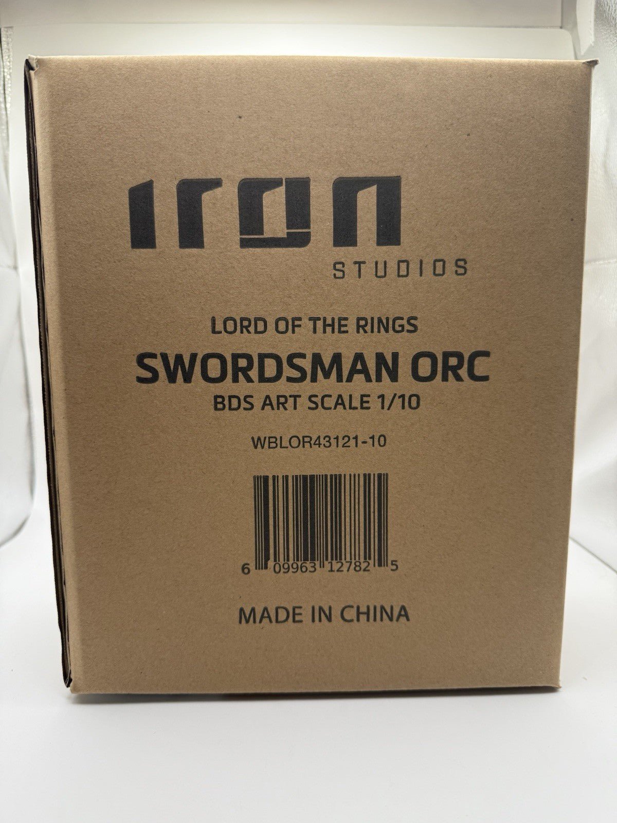 Iron Studios - 1:10 Orc Swordsman BDS Art Scale - Lord of the Rings by Iron Studios | Sensales