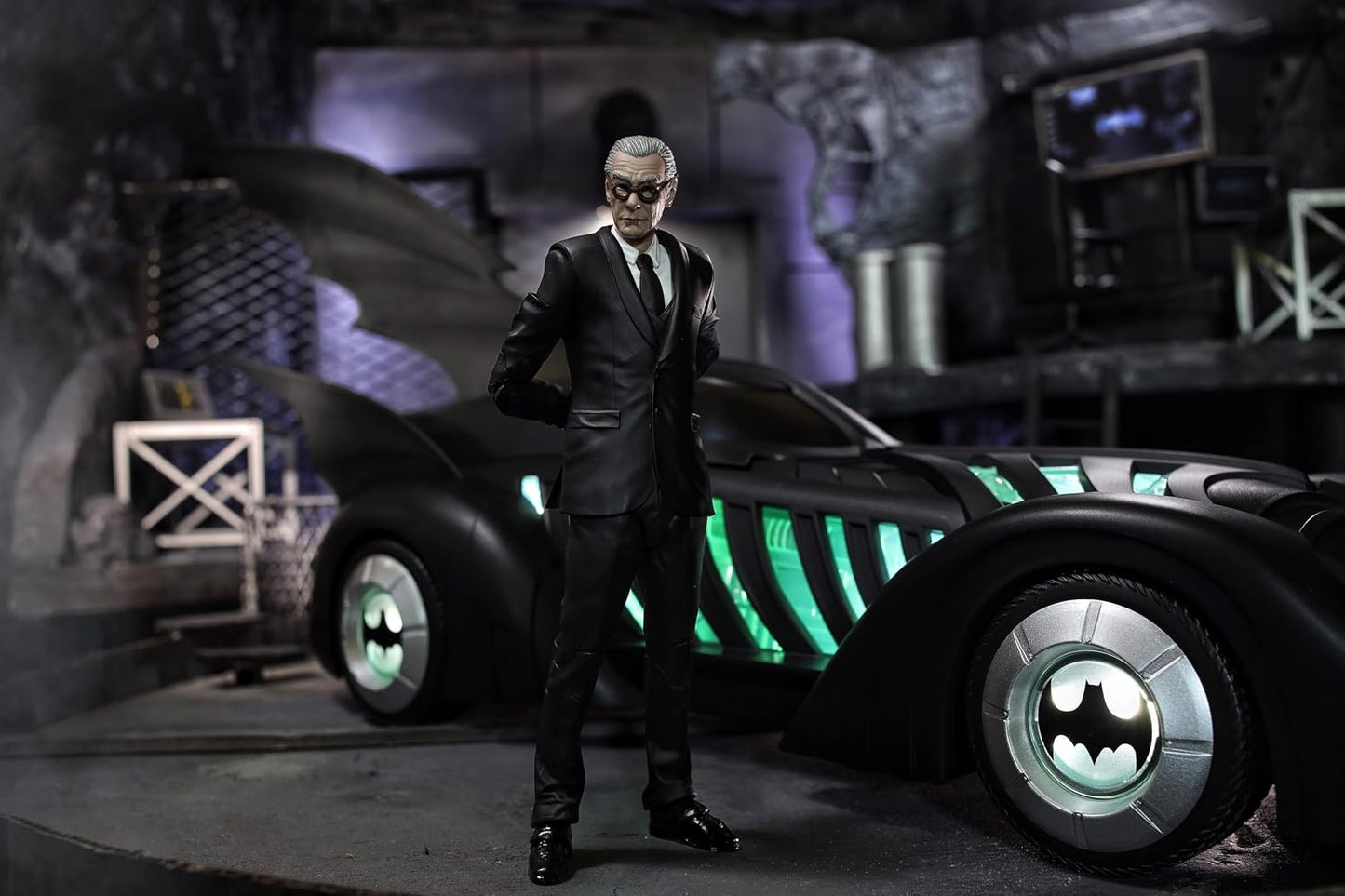 McFarlane Toys DC Multiverse Alfred Pennyworth & Batmobile Vehicle Gold Label by McFarlane Toys | Sensales