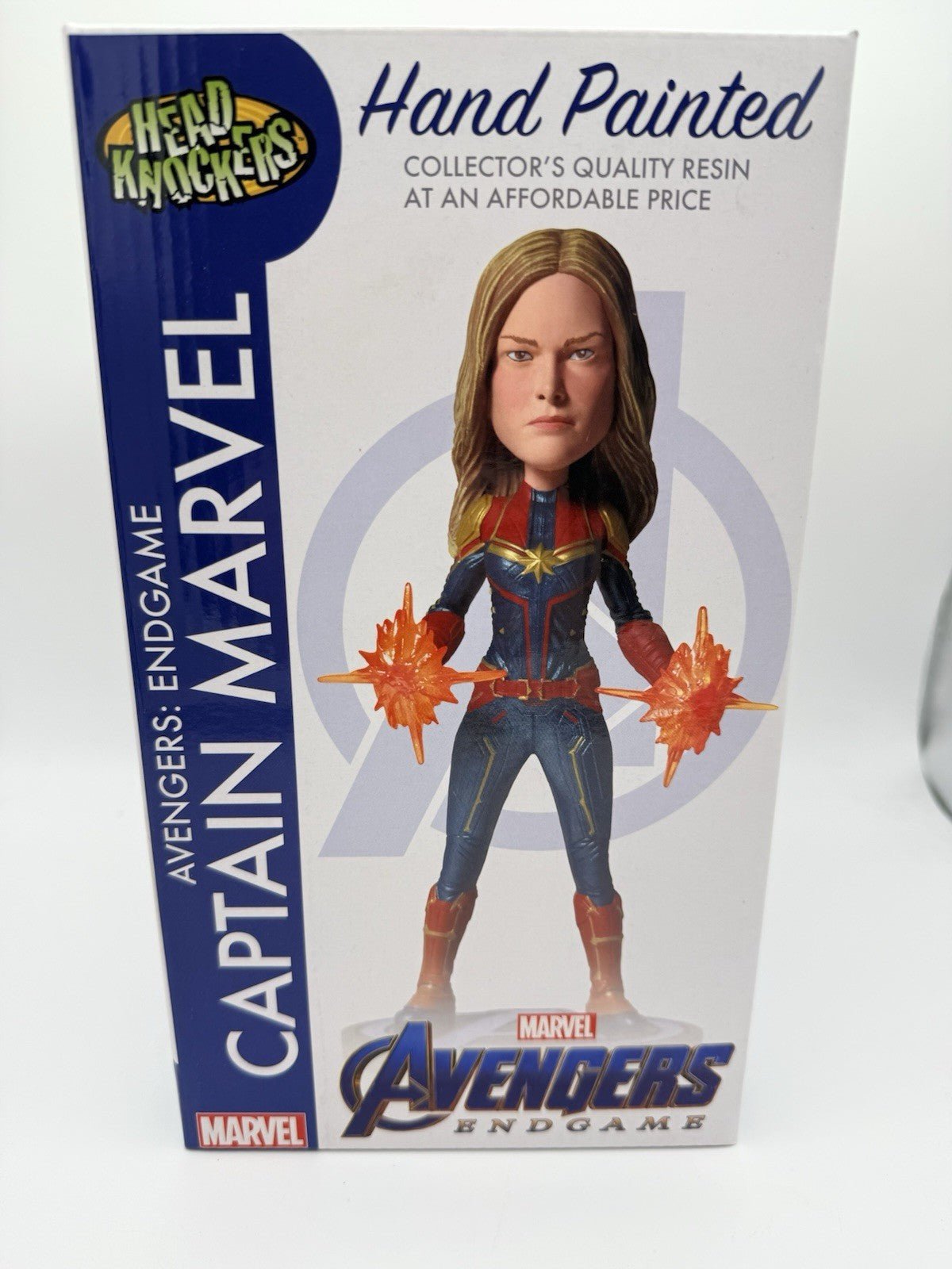 NECA: AVENGERS 4 - CAPTAIN MARVEL HEAD KNOCKER by NECA | Sensales