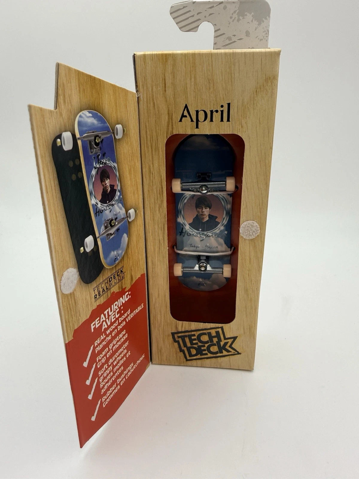 Tech Deck Performance Series Wood Finger Board - APRIL -