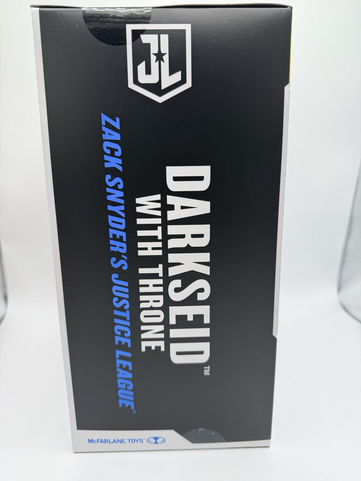 Darkseid with Throne Mega Figure box angle 2