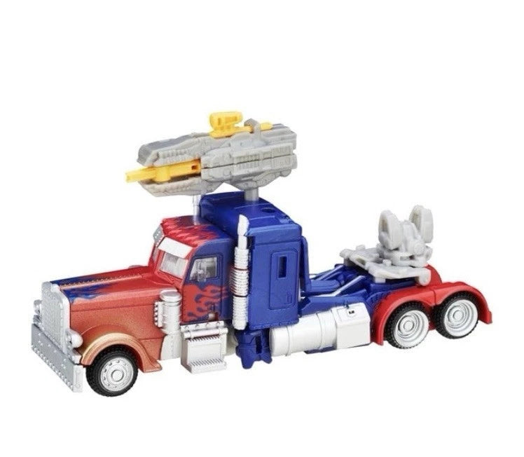 Hasbro Transformers Universal Studios Deluxe Class Optimus Prime Figure - vehicle mode
