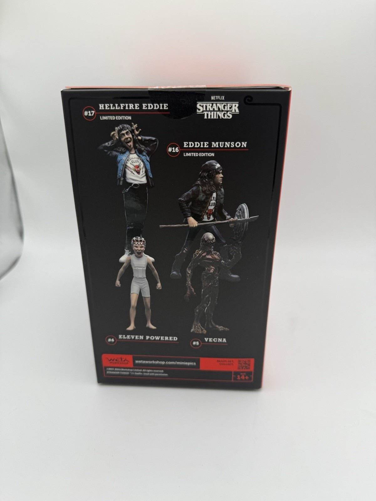 Stranger Things Weta Workshop Mini Epics Rockstar Eddie 15 by WETA WORKSHOP | Sensales