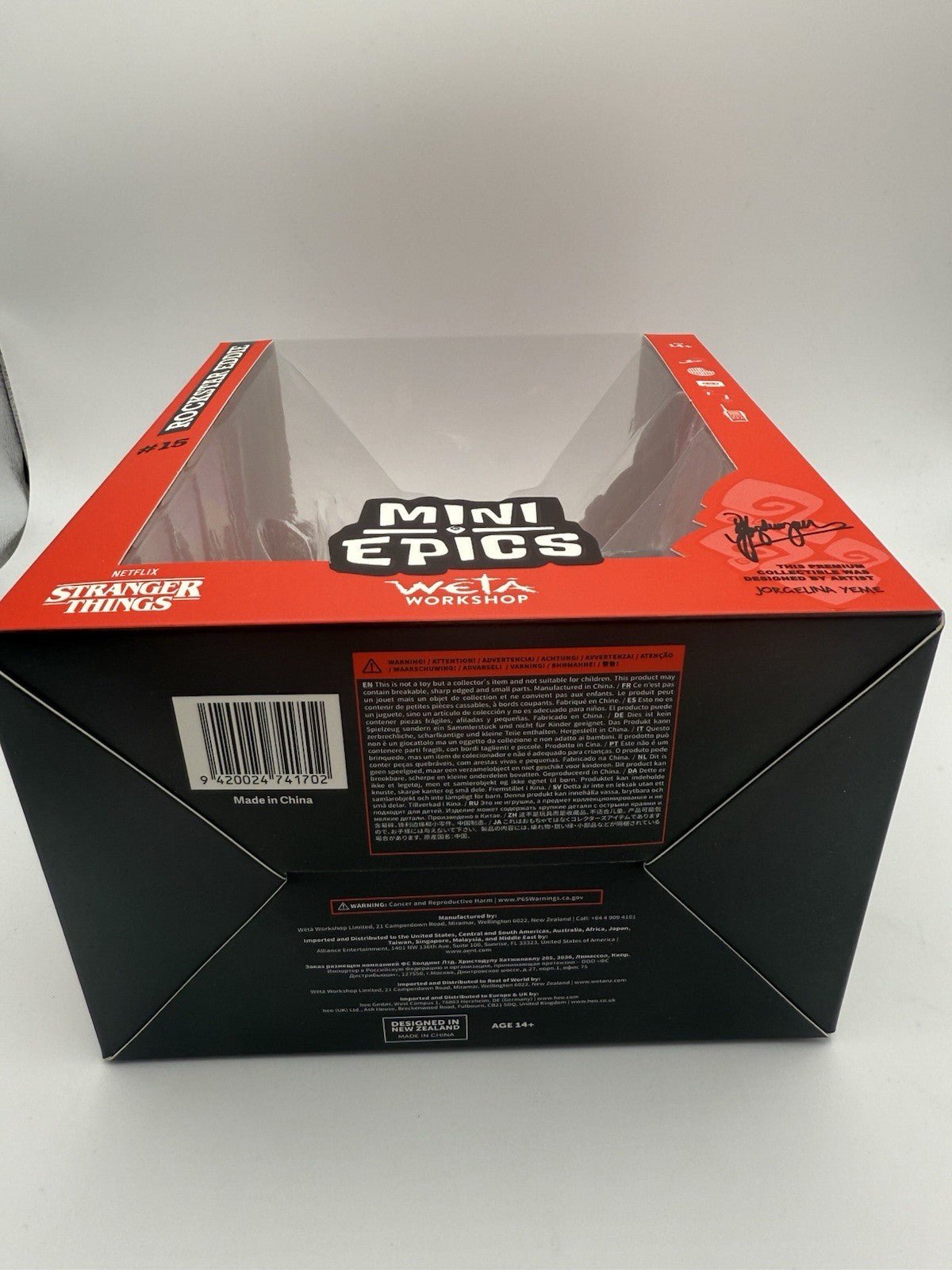 Stranger Things Weta Workshop Mini Epics Rockstar Eddie 15 by WETA WORKSHOP | Sensales